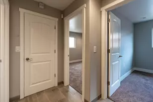 1821 W 8th St, Merced, CA 95341 - Photo 30