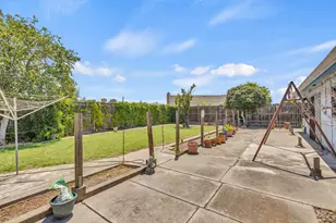 6947 Wolfgram Way, Sacramento, CA 95828 - Photo 34