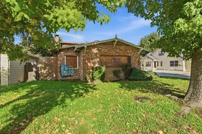 713 W Kettleman Lane, Lodi, CA 95240 - Photo 4