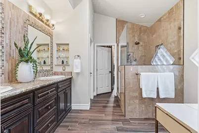 100 Hollyann Drive, Folsom, CA 95630 - Photo 20