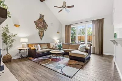 100 Hollyann Drive, Folsom, CA 95630 - Photo 6