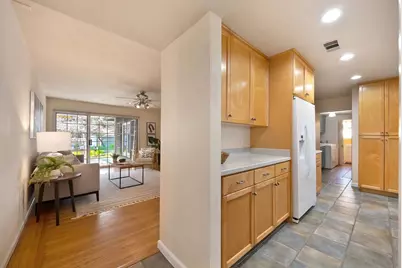 4033 Cayente Way, Sacramento, CA 95864 - Photo 10