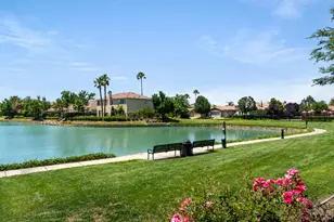 301 Vista Creek Cir, Sacramento, CA 95835 - Photo 4