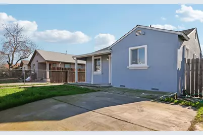 3404 22nd Avenue, Sacramento, CA 95820 - Photo 2
