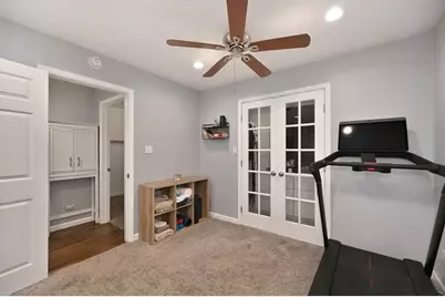 2036 Waterford Road, Sacramento, CA 95815 - Photo 20