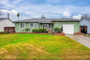 2036 Waterford Rd, Sacramento, CA 95815 - Photo 2