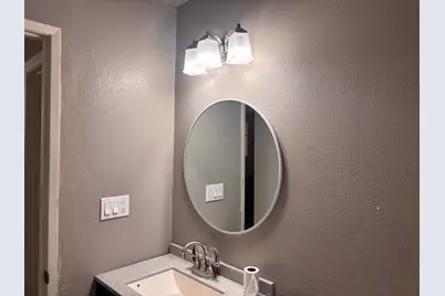 320 Avila Court, Stockton, CA 95210 - Photo 12