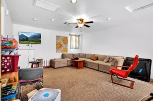 2008 5th St, Sacramento, CA 95818 - Photo 38