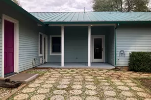 17550 Lueders Ct, Fiddletown, CA 95629 - Photo 4