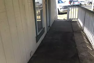 992 Iroquois Cir, Copperopolis, CA 95228 - Photo 8