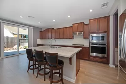 7032 Castle Rock Way, Roseville, CA 95747 - Photo 14