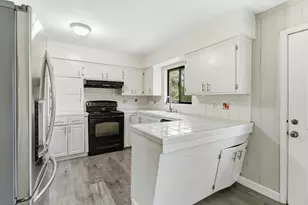7018 Middlecoff Way, Sacramento, CA 95822 - Photo 18