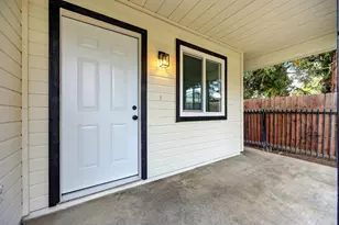 5040 34th St, Sacramento, CA 95820 - Photo 4