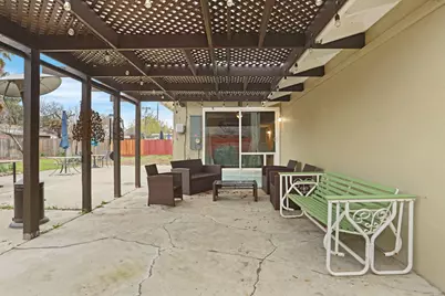7329 Hemet Ave, Stockton, CA 95207 - Photo 16