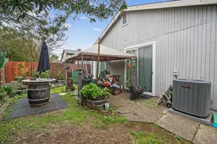 5530 Coral Creek Way, Elk Grove, CA 95758 - Photo 16