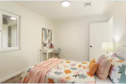 711 E Banbury Drive, Stockton, CA 95207 - Photo 32