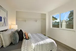 711 E Banbury Dr, Stockton, CA 95207 - Photo 18