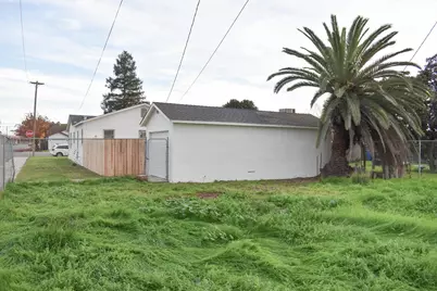 900 Trinity Avenue, Chowchilla, CA 93610 - Photo 14