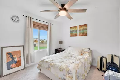 888 Descanso Avenue, Clovis, CA 93619 - Photo 16