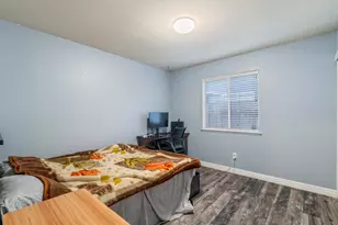 9208 Primera Ct, Elk Grove, CA 95758 - Photo 12