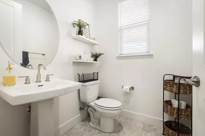 2200 Challenger Way, Roseville, CA 95747 - Photo 8