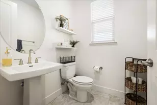 2200 Challenger Wy, Roseville, CA 95747 - Photo 8