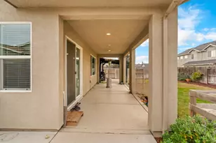 203 River Pointe Dr, Waterford, CA 95386 - Photo 26