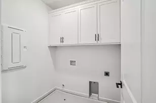 6435 Jacinto Ave, Sacramento, CA 95823 - Photo 34