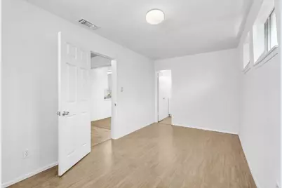 7284 Cromwell Way, Sacramento, CA 95822 - Photo 38