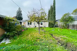 5713 Vista Ave, Sacramento, CA 95824 - Photo 8