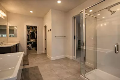 2281 Garden Farms Avenue, Lathrop, CA 95330 - Photo 14