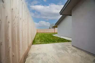 1922 N Adams Street, Tulare, CA 93274 - Photo 32