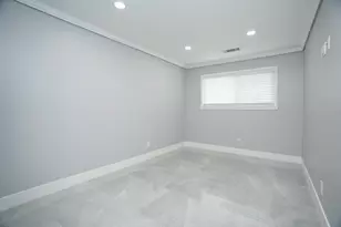 1922 N Adams St, Tulare, CA 93274 - Photo 16