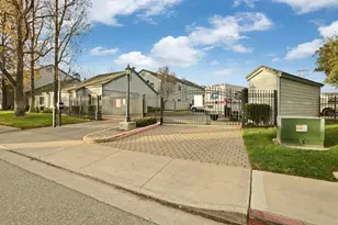 445 Almond Dr, Lodi, CA 95240 - Photo 36