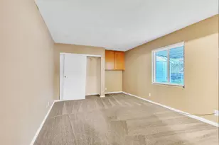 Cottonwood Ln, Sacramento, CA 95828 - Photo 22