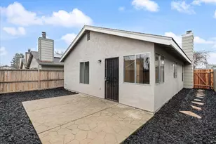 435 W Clover Rd, Tracy, CA 95376 - Photo 22