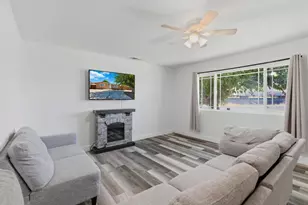 7140 Jones Rd, Winton, CA 95388 - Photo 12