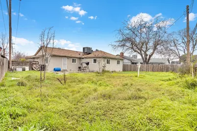 7475 Amherst Street, Sacramento, CA 95822 - Photo 22