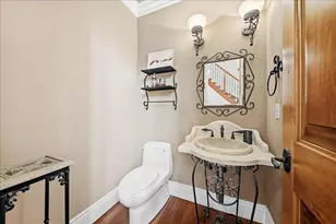 8749 Noland Ln, Fair Oaks, CA 95628 - Photo 14