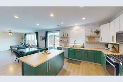 1351 Leighton Grove Drive, Plumas Lake, CA 95961 - Photo 2