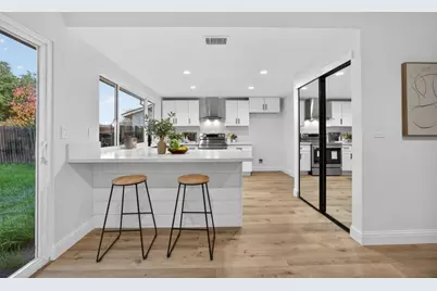 8561 Elaine Drive, Sacramento, CA 95828 - Photo 14