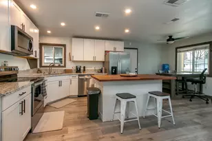 8719 Crucero Dr, Elk Grove, CA 95624 - Photo 4