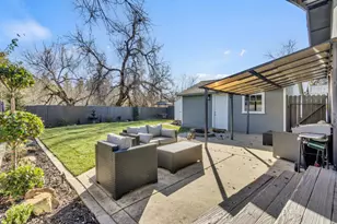 110 Brookview St, Roseville, CA 95678 - Photo 38