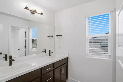 1666 Oak Street, Los Banos, CA 93635 - Photo 26