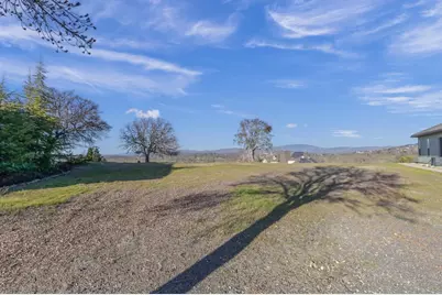 186 Leaf Crest Court, Copperopolis, CA 95228 - Photo 6