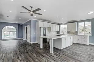 1046 Shoreline Dr, Copperopolis, CA 95228 - Photo 8