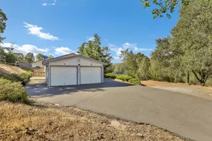 1048 Feather Ct, Copperopolis, CA 95228 - Photo 4