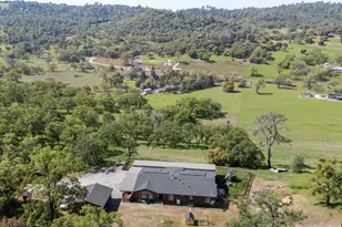 1560 Pinto Dr, Angels Camp, CA 95222 - Photo 4