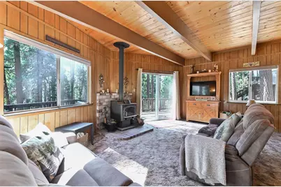 1748 Cypress Point Drive, Arnold, CA 95223 - Photo 10