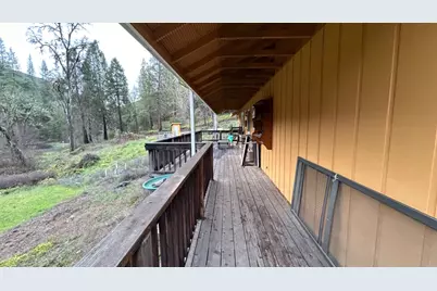 10165 Cave City Rd, Mountain Ranch, CA 95246 - Photo 14